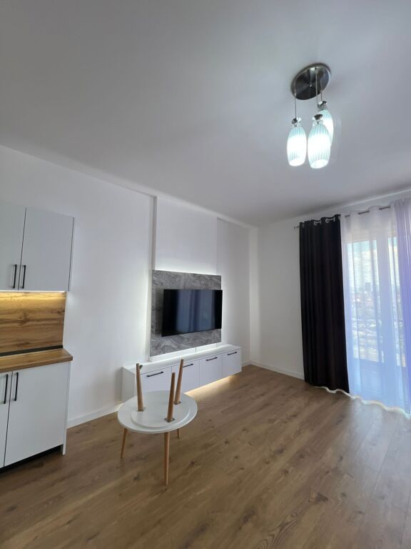🏡 Apartament 2+1 me Verandë me Qira – Paskuqan ✨