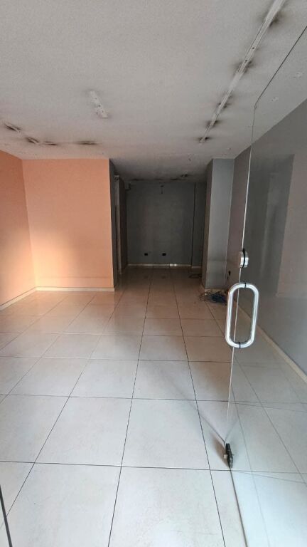 Rent | Ambjent Biznesi | Rruga Bardhyl | 800 €/month