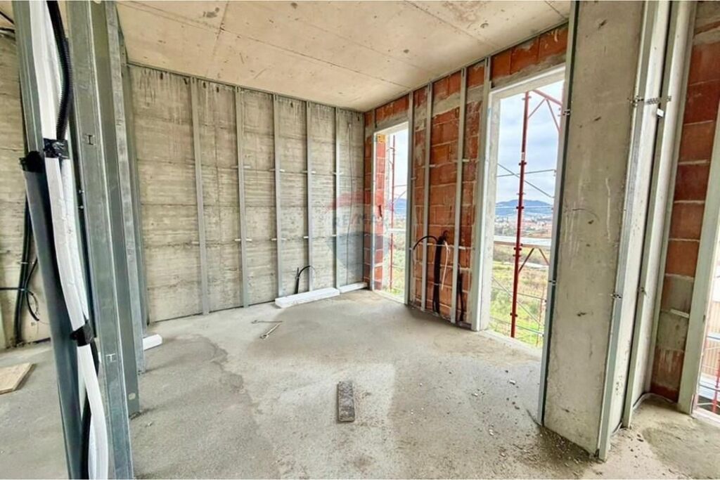 Apartment 1+1 for sale in Fark