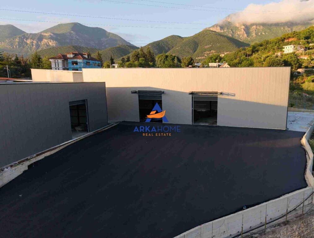 FOR RENT INDUSTRIAL WAREHOUSE / STORAGE 1500M2 "TUFINE" 1,500,000 LEKE