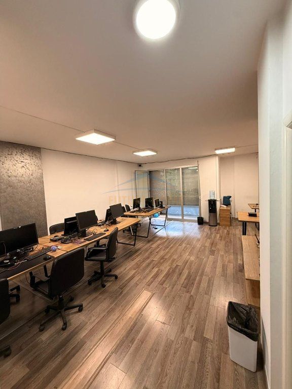 Affitto, Locale per ufficio, Stadio Dinamo