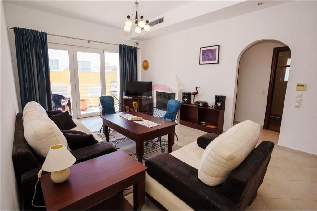Dupleks - Për Shitje - Rruga Mitat Hoxha, Sarandë