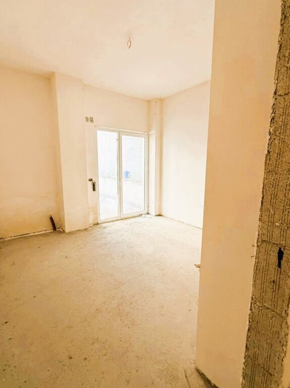 3+1 apartment with veranda for sale at the Mateo complex