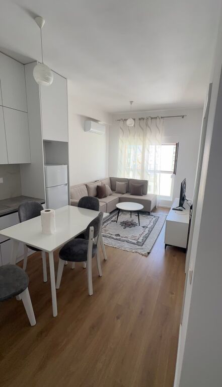 Affitto | Apartament 1 + 1 | Ali Demi | 450 €/mese