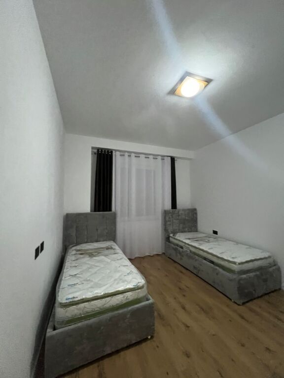 🏡 **Apartament 2+1+2 me Qira – Paskuqan**