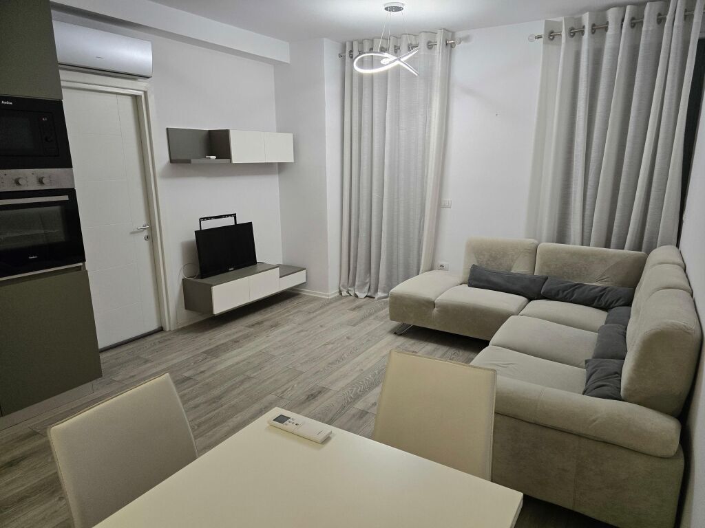 Apartament me qera - Ali Demi