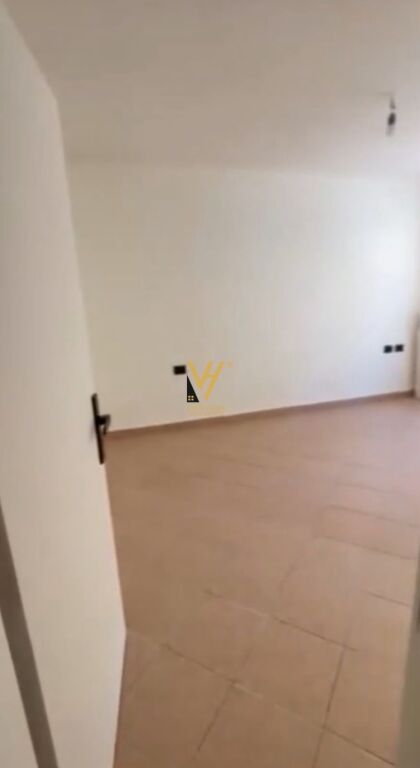 OFFICE 70 M2 FOR RENT IN TIRANA E RE 65,000 LEKE