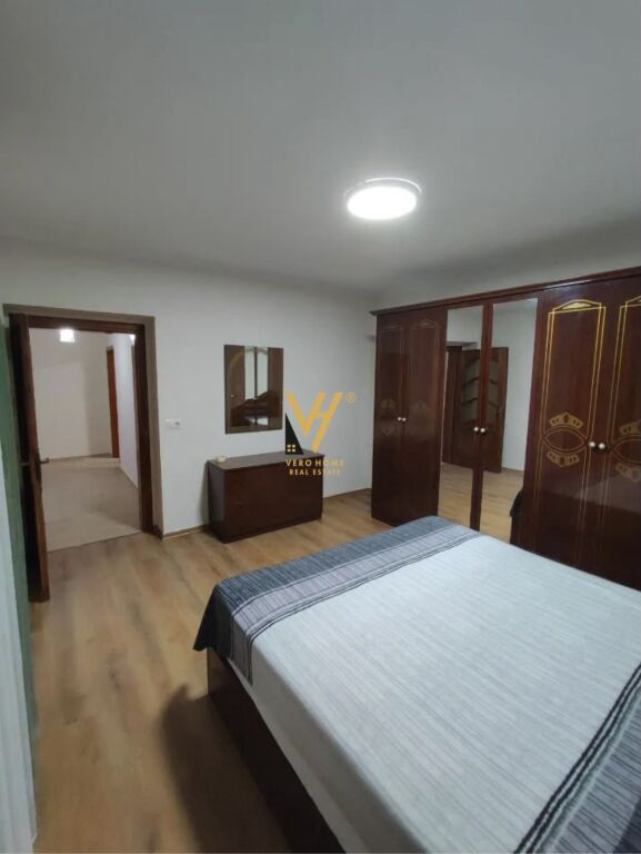 JEPET APARTAMENT 2+1+BLK ME QERA TEK RRUGA FORTUZI 800 EURO