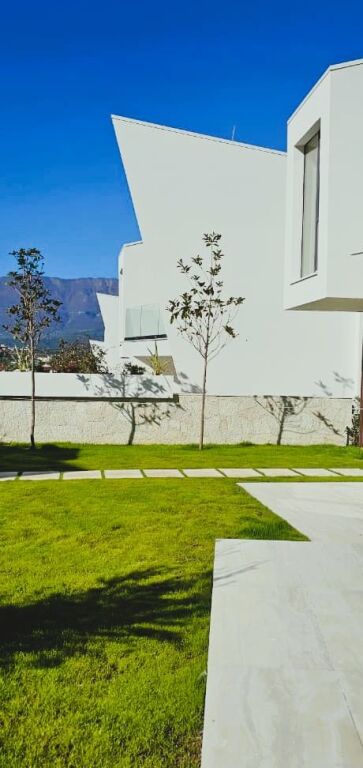🏡 Luxury 3-Storey Villa for Sale near TEG
