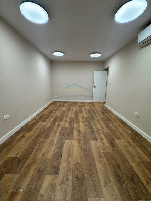 Rent, Business Premises for offices, Margarita Tutulani Street, Tirana