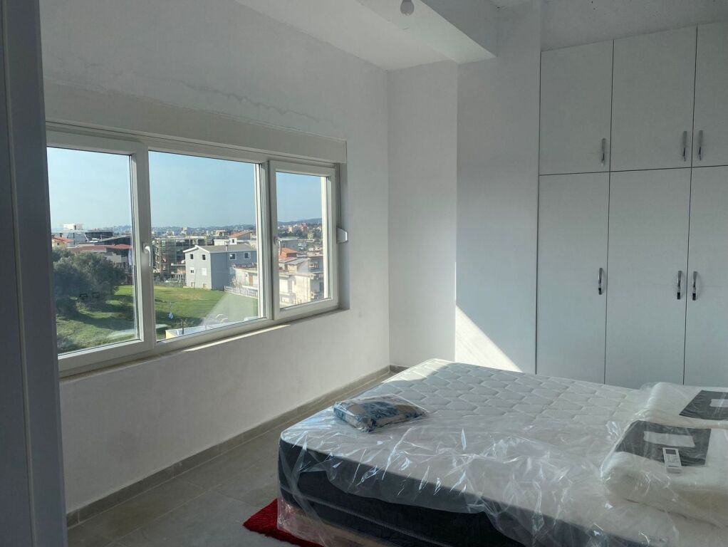 🏡 Jepet me Qira Apartament 2+1 – Liqeni i Farkës  📍 Vendndodhja: Farkë, Rruga Ramazan Shukshu💰 Çmimi: 50.000 Lekë/Muaj