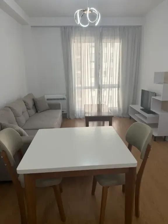 Affittasi Appartamento 1+1+1 Balcone