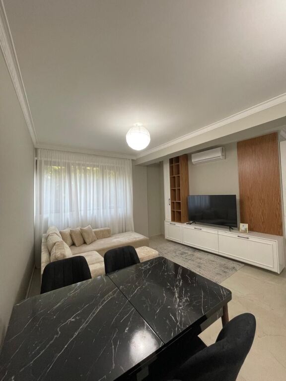 Apartament me qera 1+1 +parkim Kopshti botanik