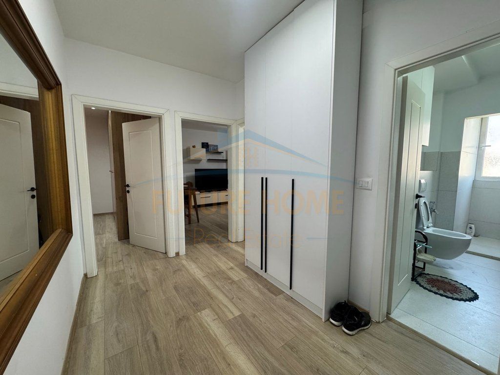 Shitet, Apartament 1+1, Bulevardi Bajram Curri