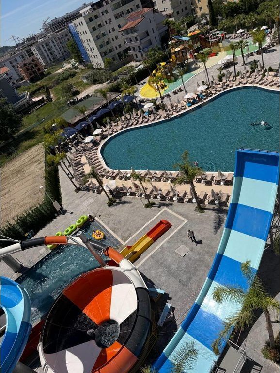 VENDESI APPARTAMENTO 2+1 CON VISTA AQUAPARK PRESSO VM RESIDENCE, A GOLEM!
