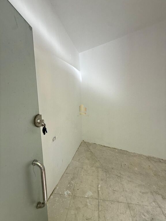 Rent, Business premises, Don Bosko, 35,000 Lek/month