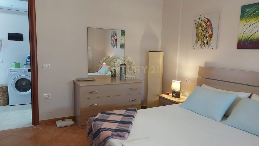 Esclusivo! Vendesi Appartamento 1+1 sulla Prima Linea del Mare – Shkëmbi i Kavajës, Durres!