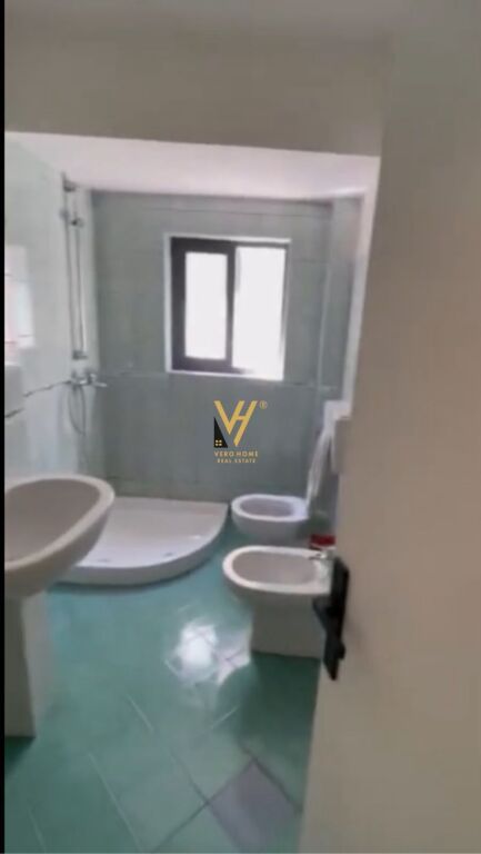 OFFICE 70 M2 FOR RENT IN TIRANA E RE 65,000 LEKE