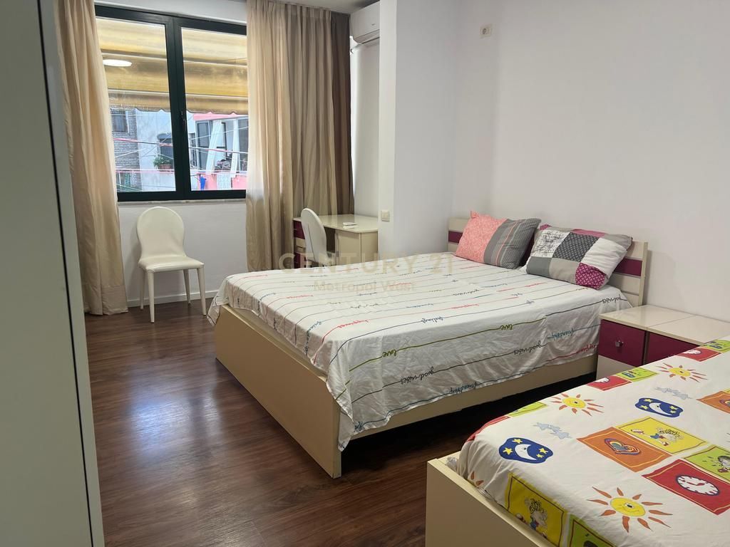Xhamia e Tabakëve, Apartament 1+1 me qira