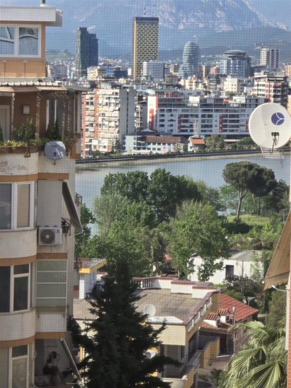 Sale | Apartament 2 + 1 | Liqeni i Thatë | 255000 €