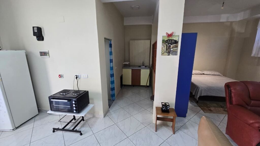 Tirane, jepet me qera garsonier  Kati 0, 50 m² 320 € (Rruga Lidhja e Prizrenit, Tiranë, Albania)
