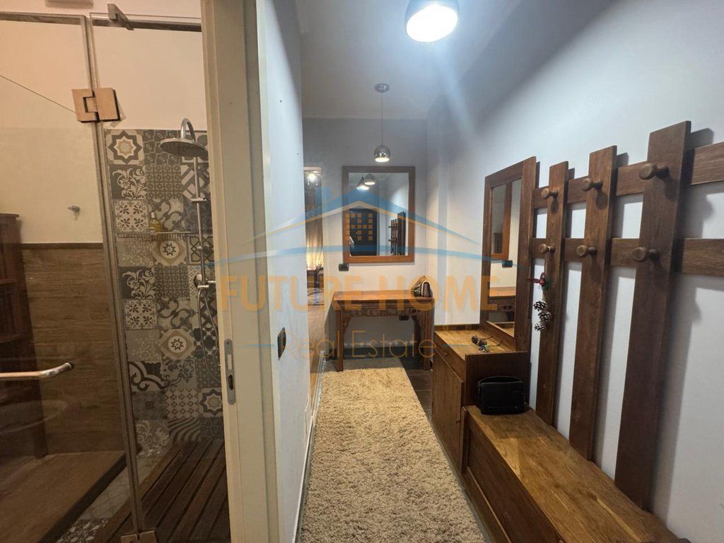 Qira, Apartament 1+1, Kopshti Zoologjik