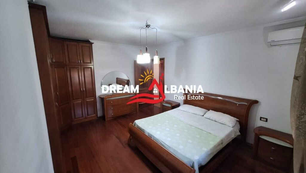 Jepet Apartament 3+1+2 me qera afer rrethrrotullimit te Komuna Parisit, Tirane (ID 4231500)