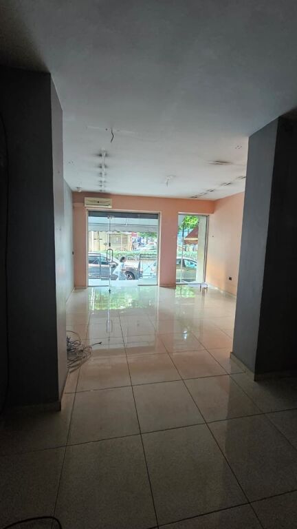 Rent | Ambjent Biznesi | Rruga Bardhyl | 800 €/month