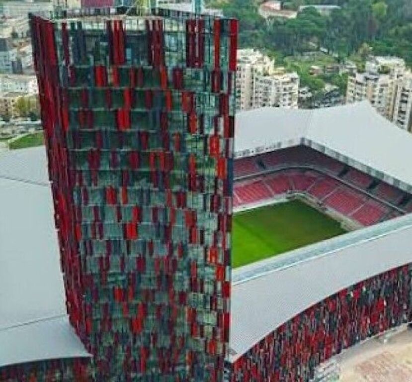 AMBIENT BIZNESI ME QIRA TE STADIUMI AIR ALBANIA