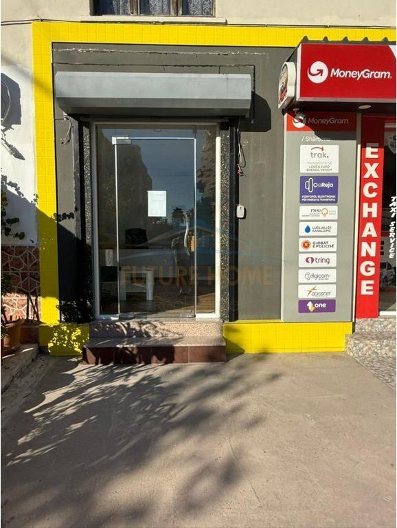 Rent, Business Premises, First Beach Station, Durres
