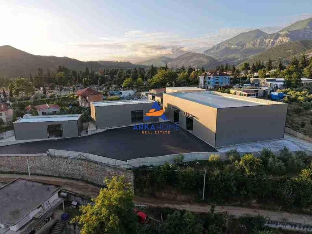 FOR RENT INDUSTRIAL WAREHOUSE / STORAGE 1500M2 "TUFINE" 1,500,000 LEKE