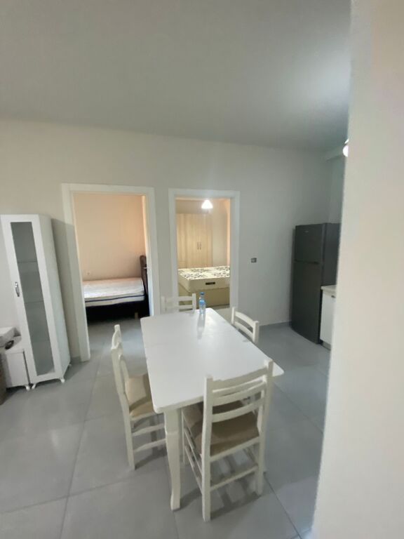Jepet Me Qera Apartament 2+1+1 Ballkon