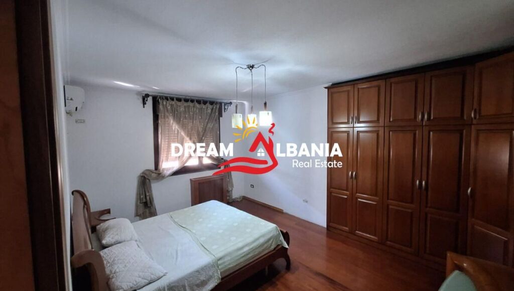 Jepet Apartament 3+1+2 me qera afer rrethrrotullimit te Komuna Parisit, Tirane (ID 4231500)