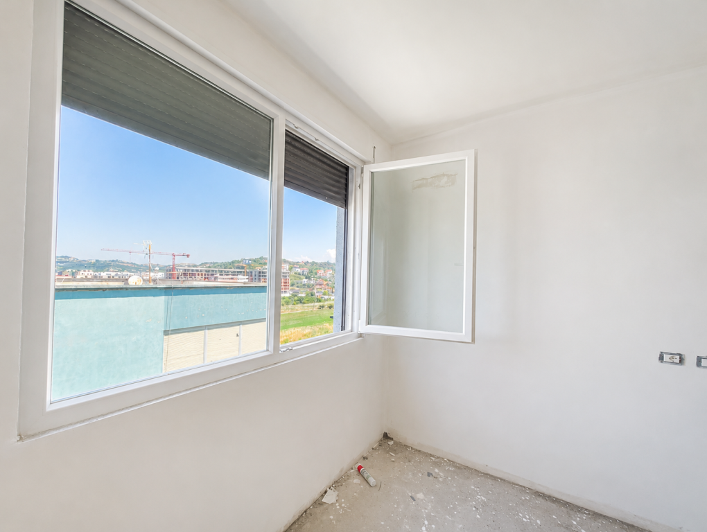 Shitet Apartament 1+1, 68.3 m² në Golem