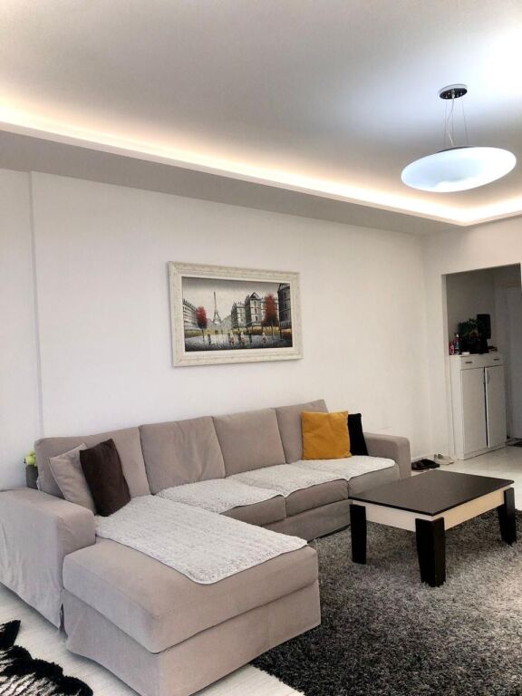 Apartament 2+1, Shkolla e Baletit!