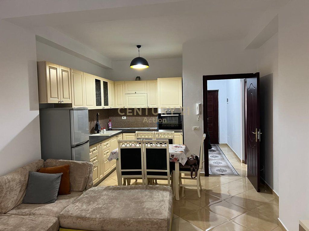 Appartamento 1+1 In Affitto ad Astir, Tirana - 45000leke prezzo| 70 m²