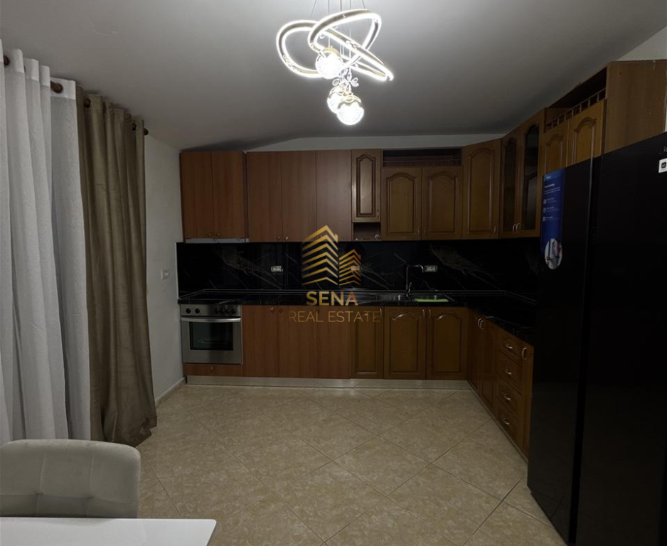 Qira, Hyrje Private, 2+1+blk,Porcelan, 50.000 Leke/Muaj