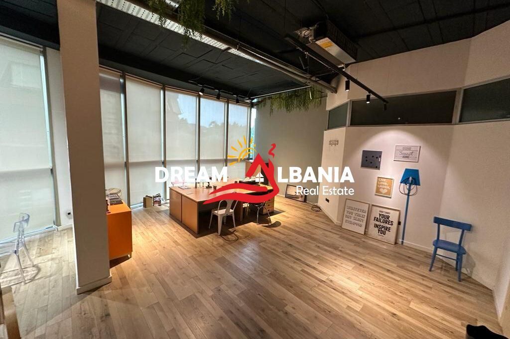 Jepet me Qira Zyrë– Bllok, sipër Doctor Hospital (id 42611563)