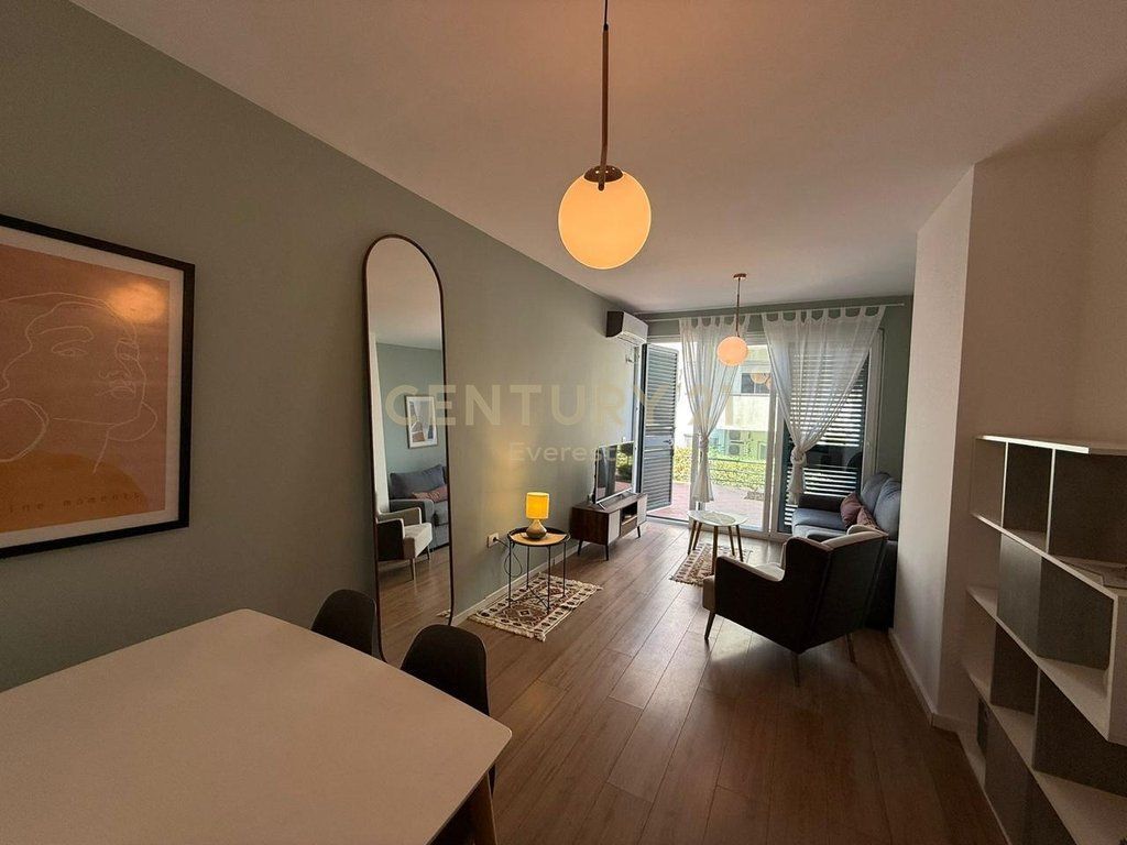KODRA E DIELLIT 1, SELLING 1+1 APARTMENT WITH VERANDA