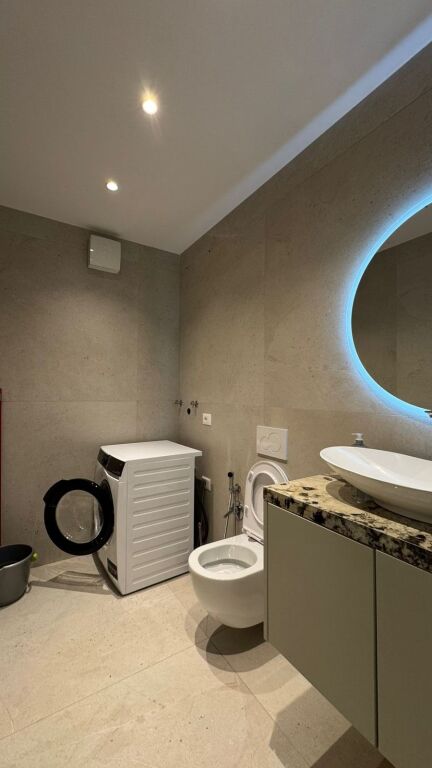 🏡 Jepet me Qira Apartament 2+1+2 – Liqeni i Thatë, pranë Radisson