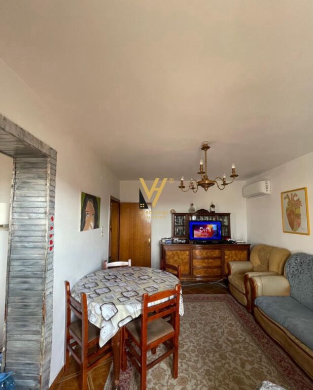 JEPET APARTAMENT 2+1+BLK ME QERA TEK 5 MAJI 50.000 LEKE
