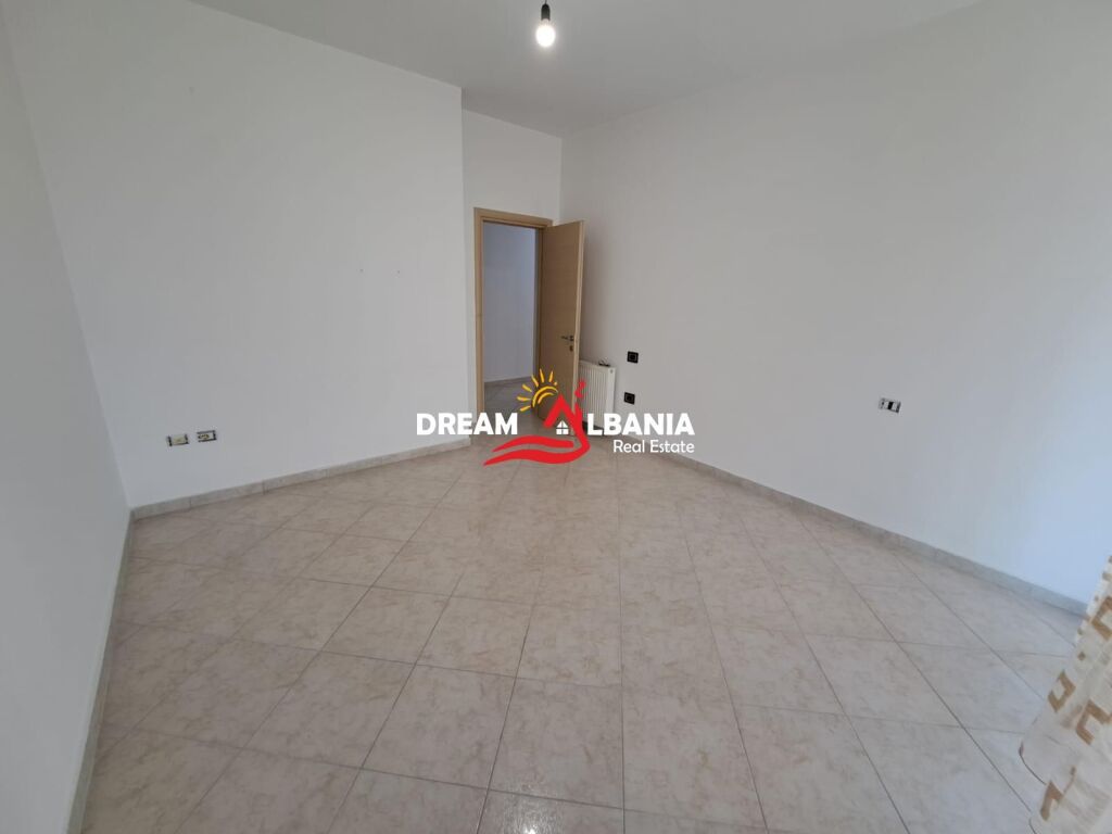 Appartamento in vendita 2+1+2WC, Comune di Parigi, Complesso KIKA 2 (ID 51210002)