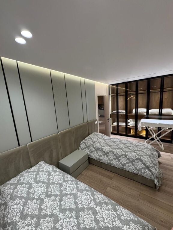 🏡 Jepet me Qira Apartament 2+1+2 – Liqeni i Thatë, pranë Radisson