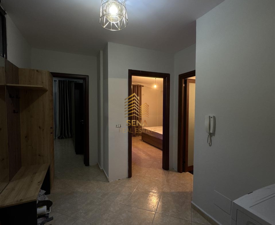 Qira, Hyrje Private, 2+1+blk,Porcelan, 50.000 Leke/Muaj