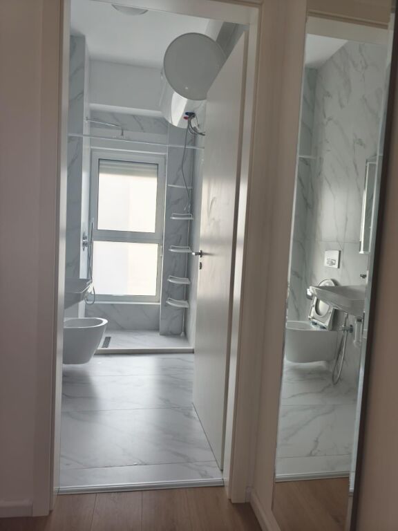 For rent Apartment 2+1+2 in the Ali Demi area Kaimi Complex 500 thousand old lek
