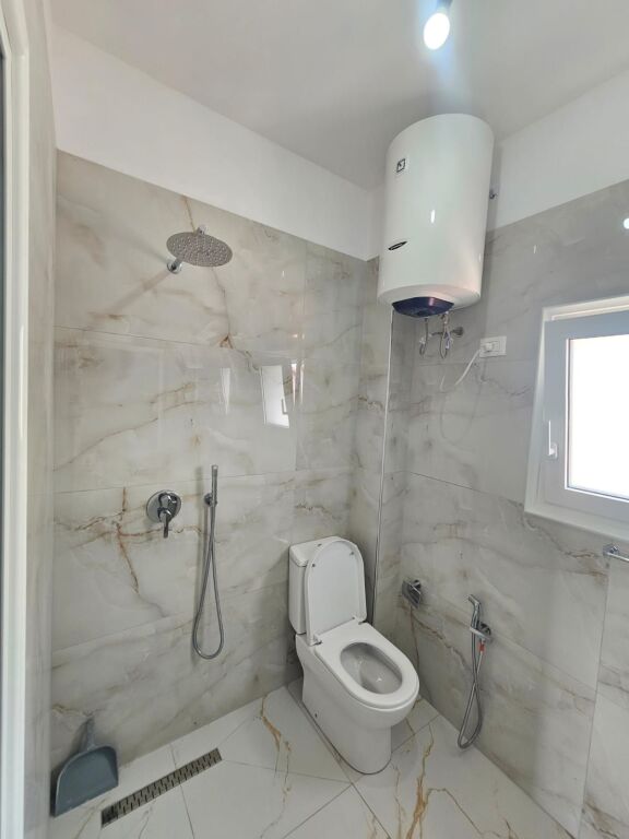 JEPET ME QERA SUPER APARTAMENT 2+1 NE ISH KËNETË DURRËS