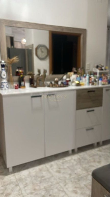 FOR RENT 2+1 APARTMENT IN ASTIR