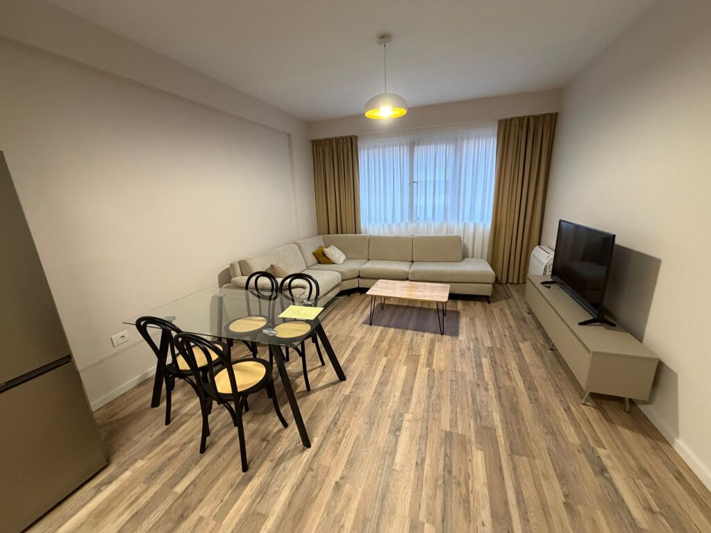 🏢 Affittasi appartamento 1+1 con posto auto – Astir, vicino a Villa L2