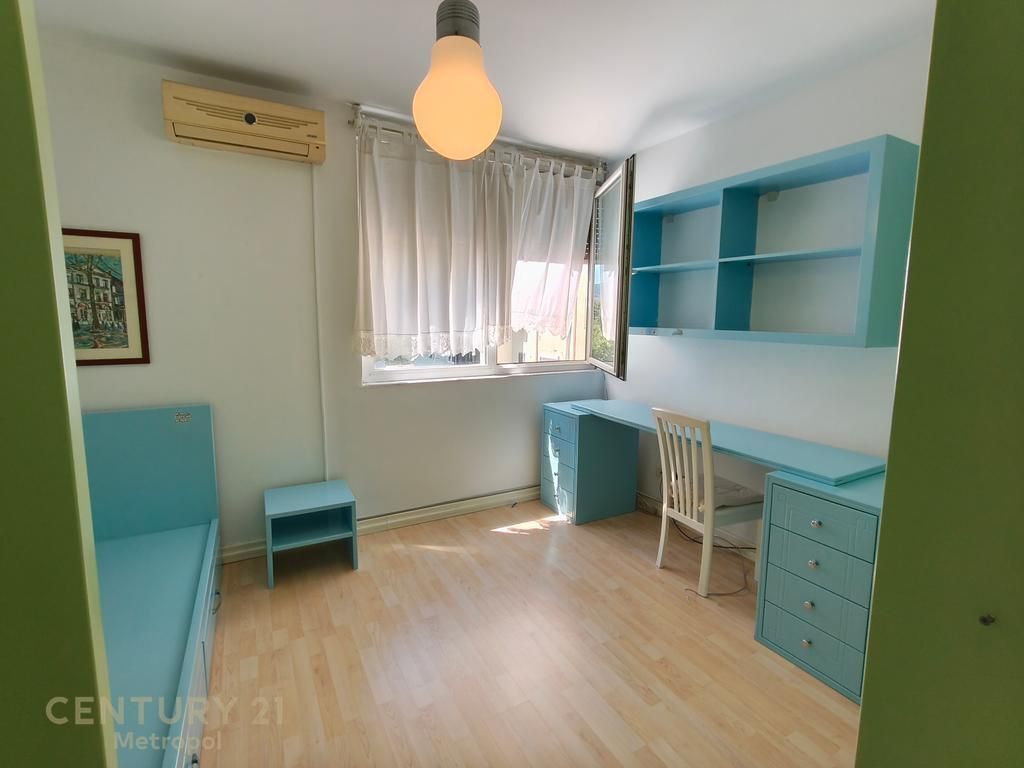 APARTMENT 2+1 For Rent NEAR THE FORMER EXHIBITION