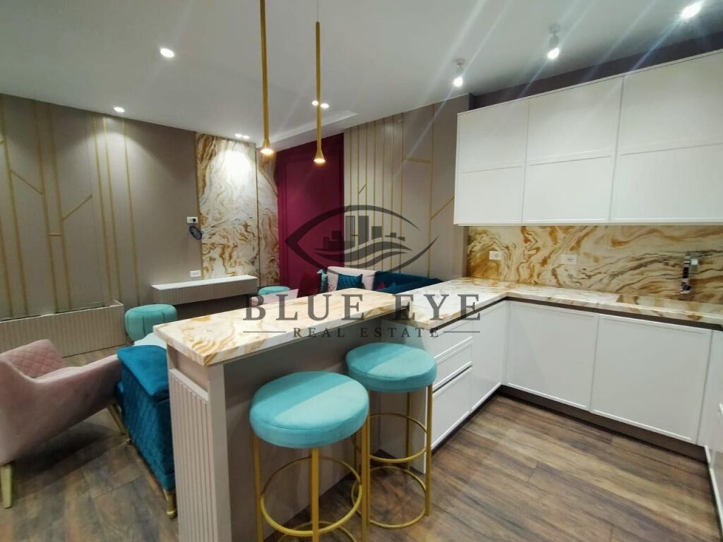 Shtepi private, kati i dyte, 2+1 me Qera – Pranë Gjykatës së Apelit, Durrës